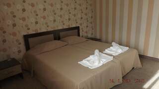 Отель Hotel Impuls Palace Видин Стандартный двухместный номер с 1 кроватью-2